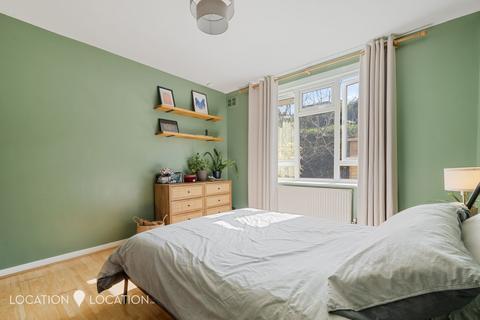 60 Narford Road, London, E5 8RD