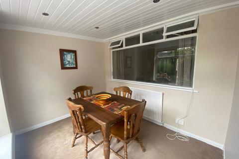 9 Avon Road, Chadderton, Oldham, OL9 0PH