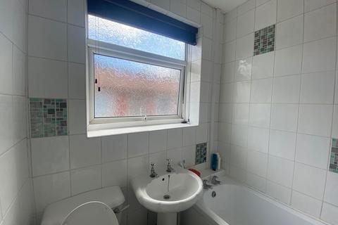 9 Avon Road, Chadderton, Oldham, OL9 0PH