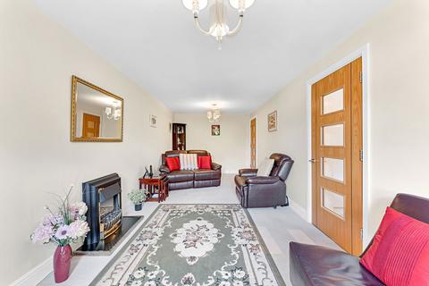 2 bedroom apartment for sale, Whyburn Court, Nottingham Road, Hucknall, Nottingham, Nottinghamshire, NG15 7QE