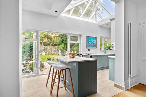 undefined, Worple Road, Wimbledon, SW19