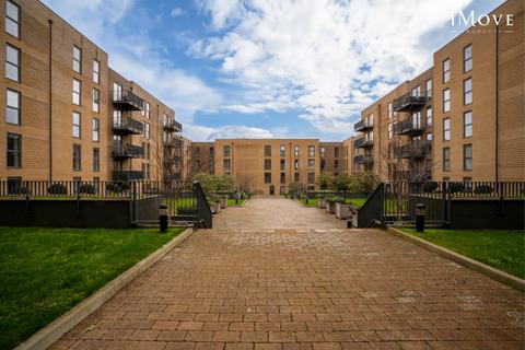 2 bedroom flat for sale, Lambourne House, London SE20