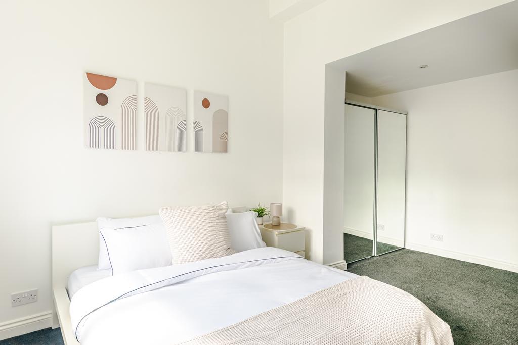 Bedroom2b