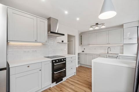 3 bedroom terraced house to rent, Towers Court, Warrington, WA5