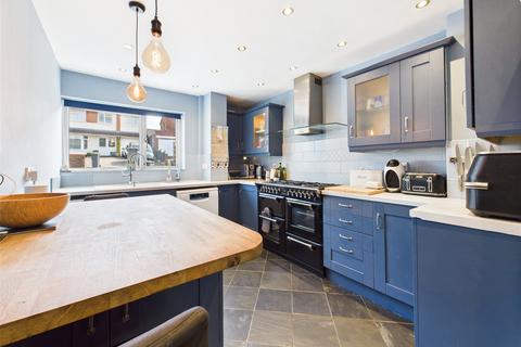 3 bedroom semi-detached house for sale, Marling Crescent, Stroud, Gloucestershire, GL5