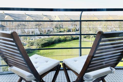 1 bedroom flat for sale, Greenfell Mansions, London, SE8