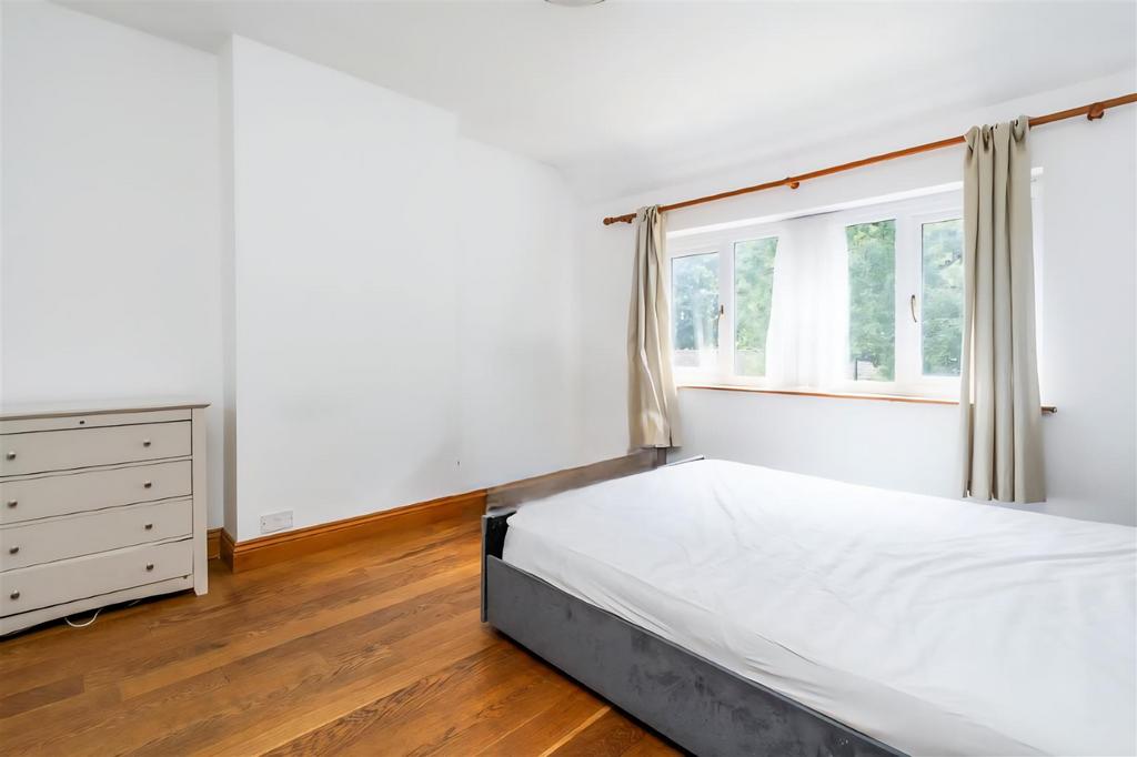 73 Woodford Green Road 2b.jpg