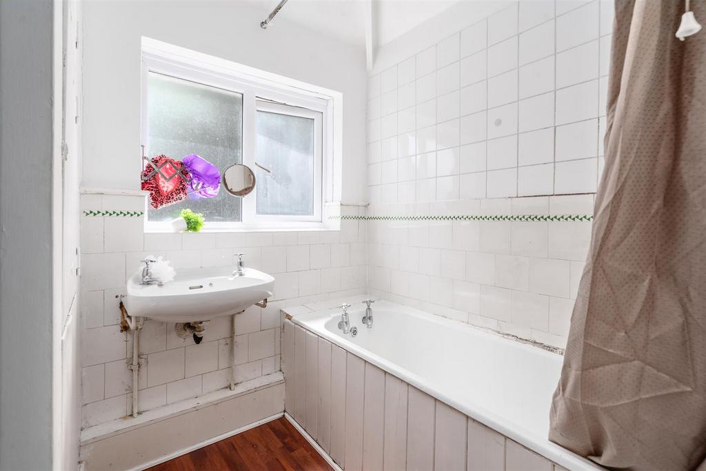 73 Woodford Green Road 3.jpg