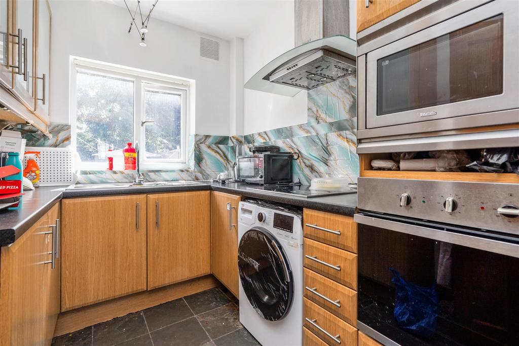 73 Woodford Green Road 8.jpg