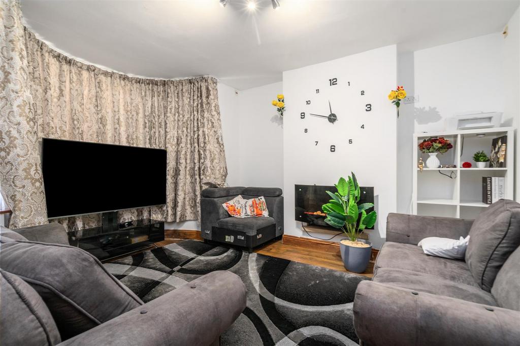 73 Woodford Green Road 7.jpg
