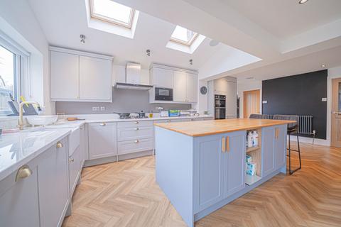 26 Copstone Drive, Dorridge, Solihull, B93 8DJ