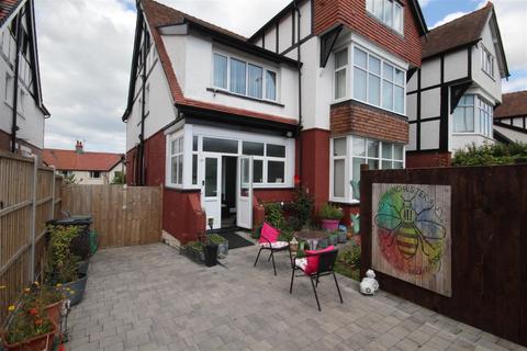 7 bedroom detached house for sale, Conway Road, Colwyn Bay