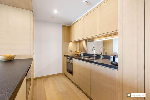 1 bedroom apartment for sale, 1 Viaduct Gardens, London SW11