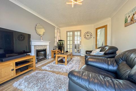 19 Bodmin Close, Belmont, Hereford, HR2 7ZB