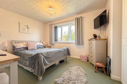 19 Bodmin Close, Belmont, Hereford, HR2 7ZB