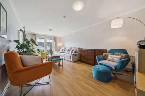 8, 3 Braid Avenue, Cardross, Dumbarton, G82 5QF