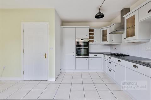 27 Beech Drive, Whalley, Clitheroe, BB7 9RA