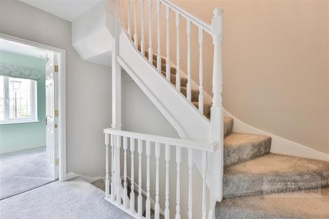 27 Beech Drive, Whalley, Clitheroe, BB7 9RA