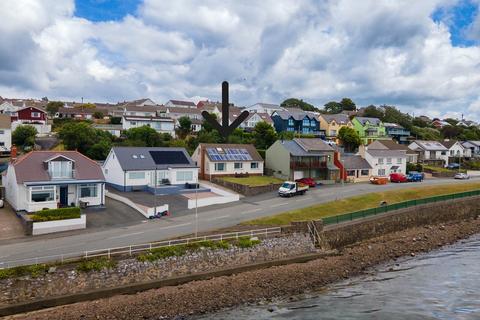 The Promenade, Neyland, Milford Haven, Pembrokeshire. SA73 1QE