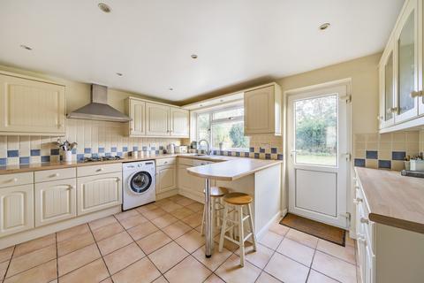 undefined, Greenway Close, Surrey KT14