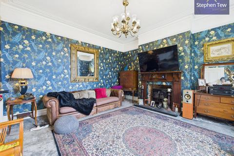 5 bedroom semi-detached house for sale, Moorland Road, Poulton-Le-Fylde FY6