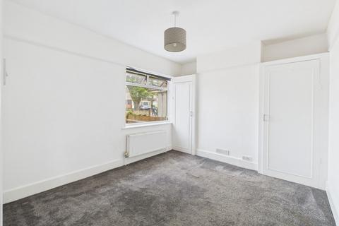 27 Brookdean Road, Worthing, BN11 2PB