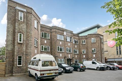 2 bedroom flat for sale, Peckham Rye, East Dulwich, London, SE22