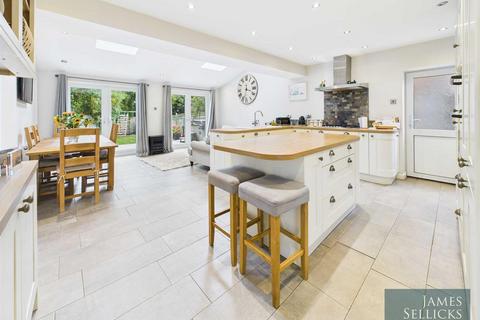 3 bedroom detached house for sale, Stonehill Drive, Great Glen, Leicestershire