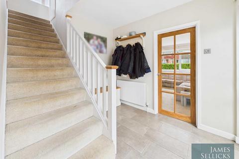 3 bedroom detached house for sale, Stonehill Drive, Great Glen, Leicestershire