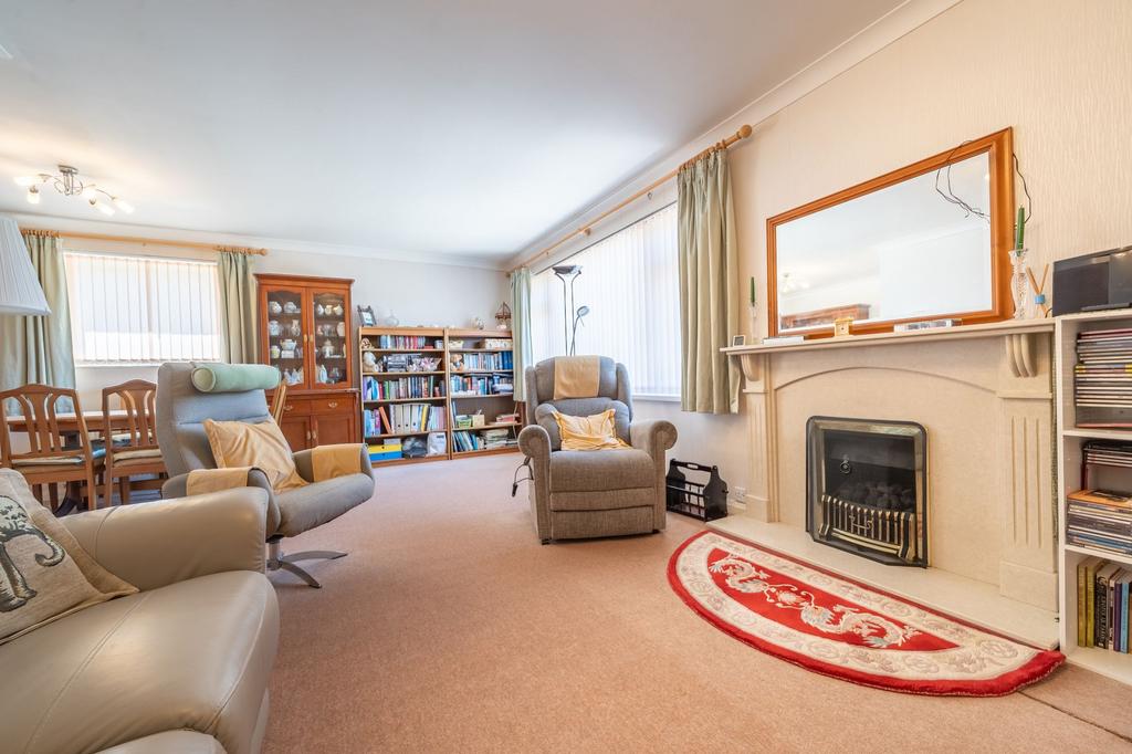 Sitting dining room