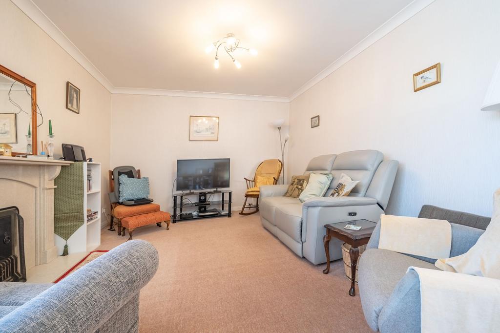 Sitting dining room