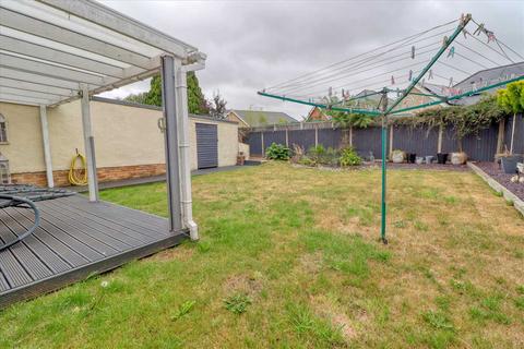 3 bedroom bungalow for sale, Weeley Heath CO16