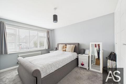 4 Downs View, Ninfield, Battle, TN33 9LF