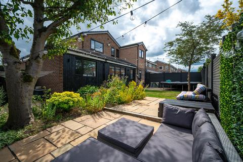2 Birchen Close, Dronfield Woodhouse, Dronfield, S18 8ZD
