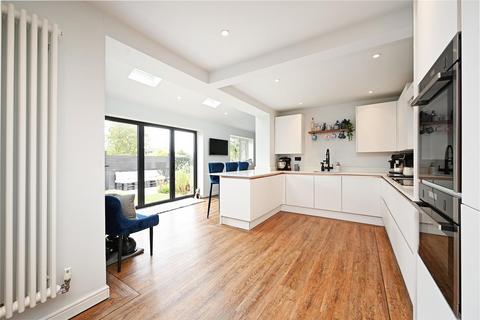 2 Birchen Close, Dronfield Woodhouse, Dronfield, S18 8ZD