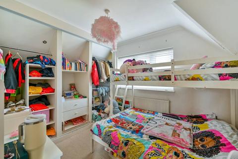 60 Mount Pleasant Road, New Malden, KT3 3LB