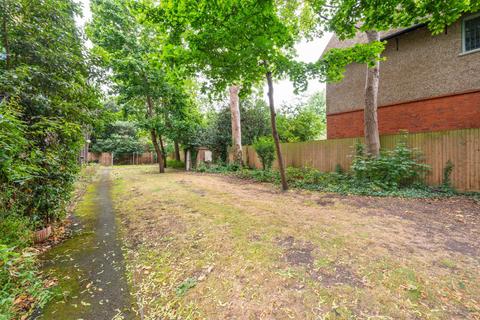 2 bedroom flat for sale, Coleraine Road, Blackheath, London, SE3