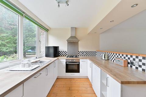 2 bedroom flat for sale, Coleraine Road, Blackheath, London, SE3