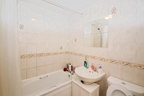 1 bedroom flat to rent, Alder Close, Baldock, SG7