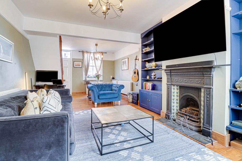 Living/Dining Room