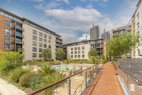 2 bedroom flat for sale, Boardwalk Place, Canary Wharf E14
