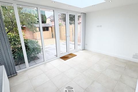 3 Churchill Road, New Oscott, Sutton Coldfield, B73 6SW
