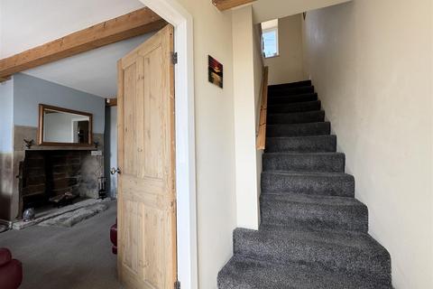 undefined, Penistone Road, Shelley, HD8 8HY