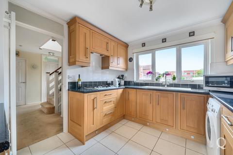 4 bedroom detached house for sale, Dalewood, Sittingbourne, Kent, ME10