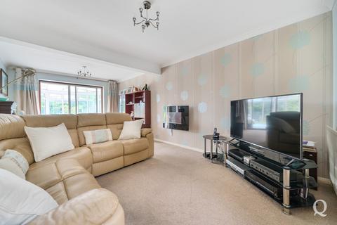 4 bedroom detached house for sale, Dalewood, Sittingbourne, Kent, ME10