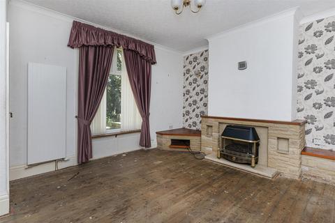 2 bedroom end of terrace house for sale, Royds View, Huddersfield HD7