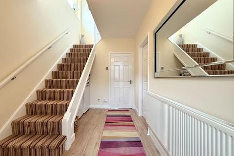12 Chapel Fields Road, Solihull, B92 7RX