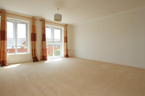 2 bedroom flat for sale, Avenel Way, Poole, BH15