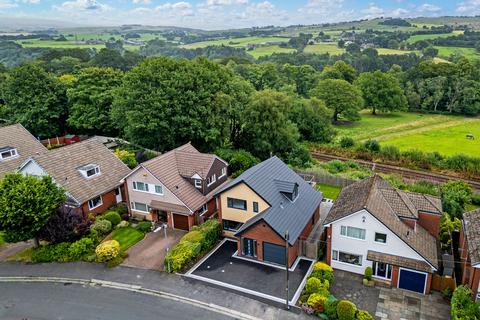 3 bedroom detached house for sale, Hillside Avenue, Bromley Cross, Bolton, BL7