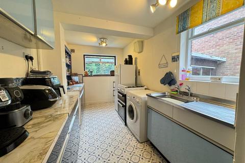 3 bedroom detached house for sale, Carsington Crescent, Derby DE22